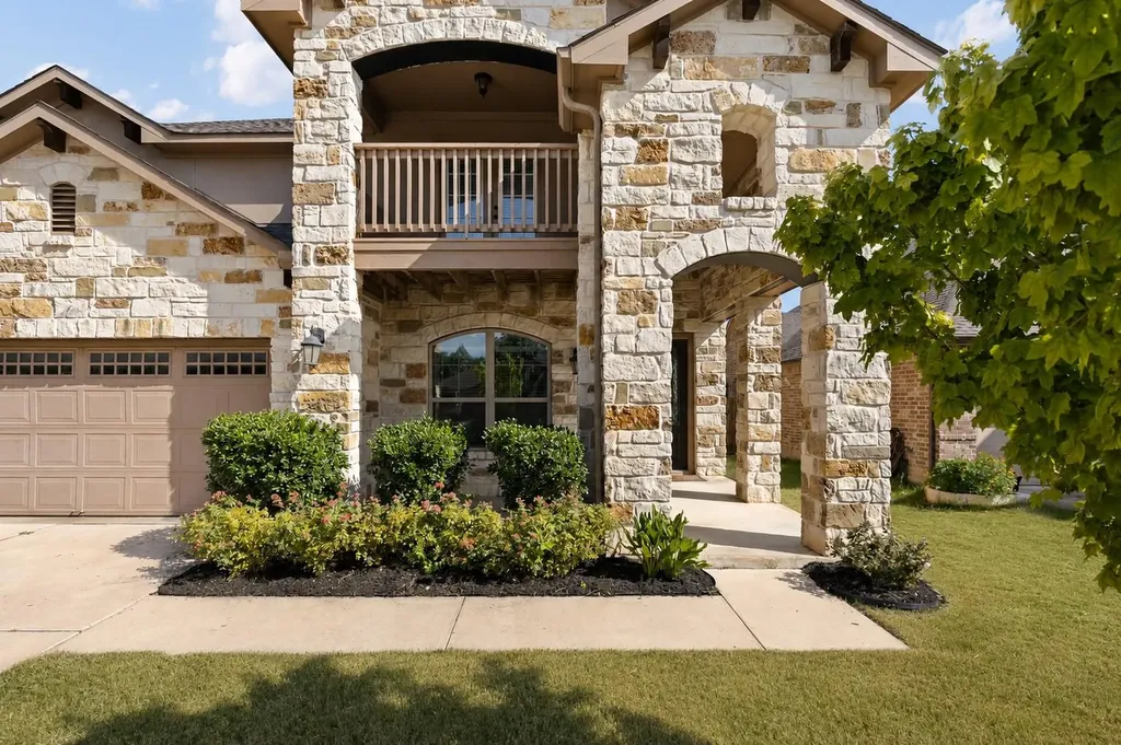 2400 Leonards Pass Leander TX 78641