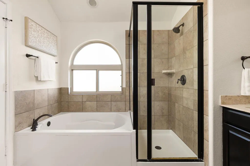 2400 Leonards Pass Leander TX 78641
