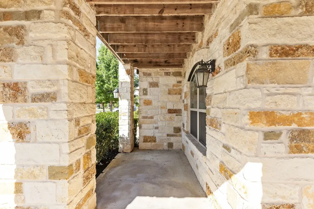 2400 Leonards Pass Leander TX 78641