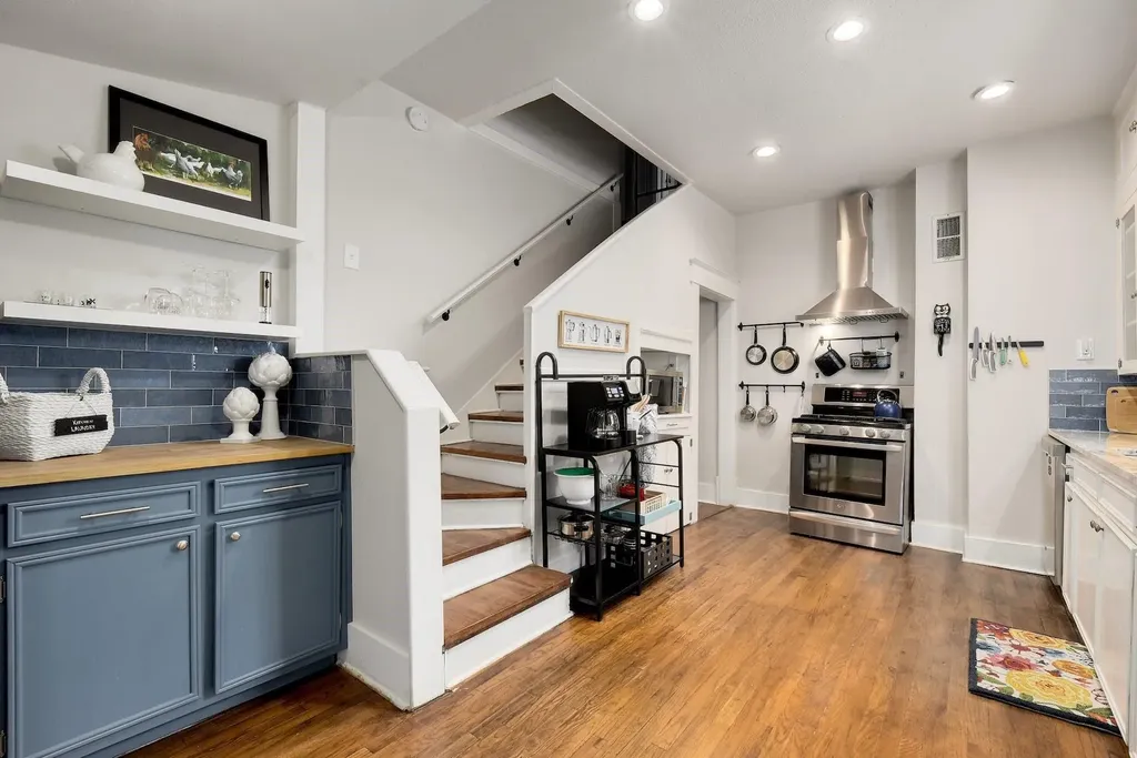 712 E 44th Street Austin TX 78751