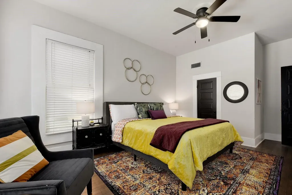 712 E 44th Street Austin TX 78751