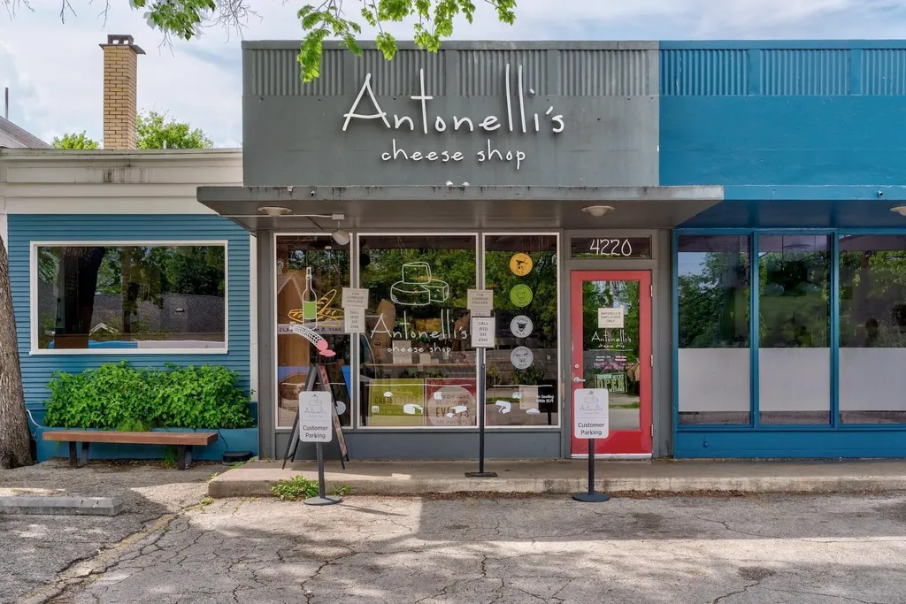 712 E 44th Street Austin TX 78751