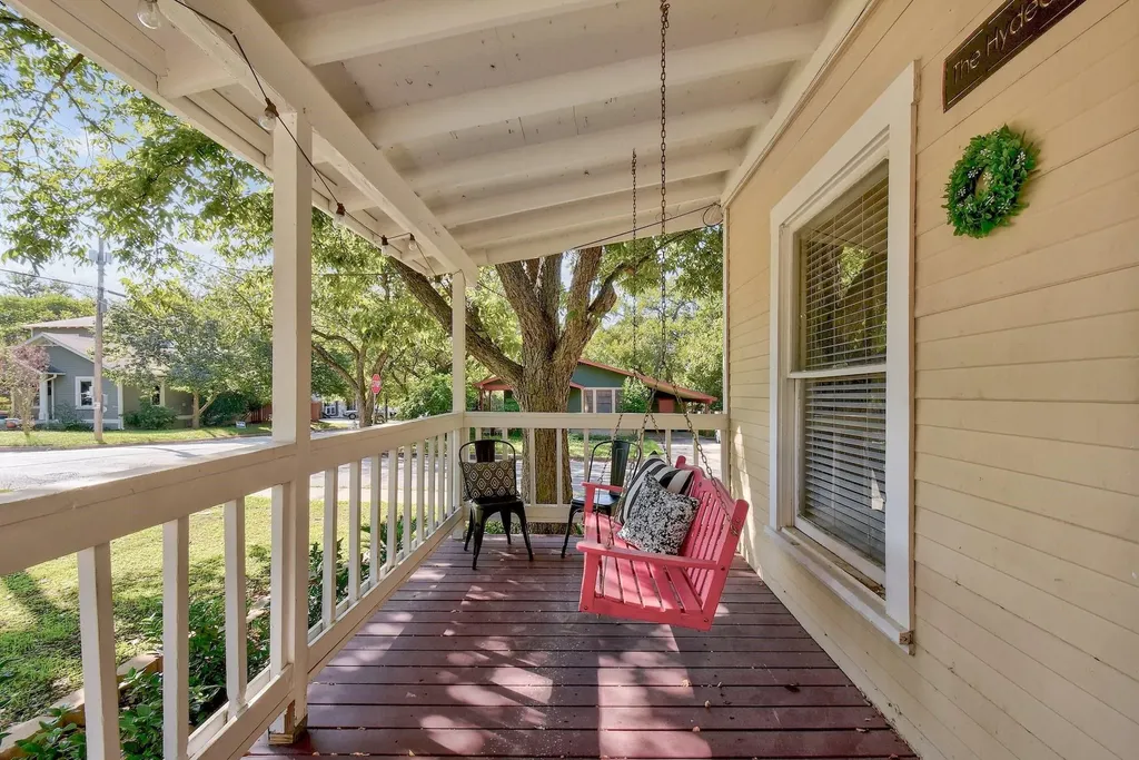 712 E 44th Street Austin TX 78751