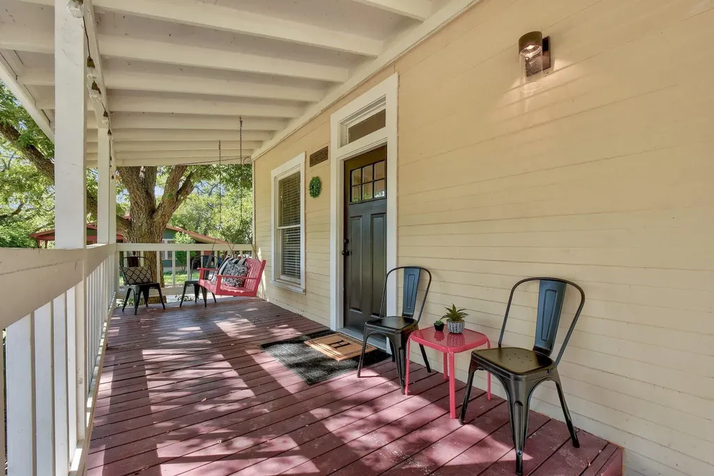 712 E 44th Street Austin TX 78751