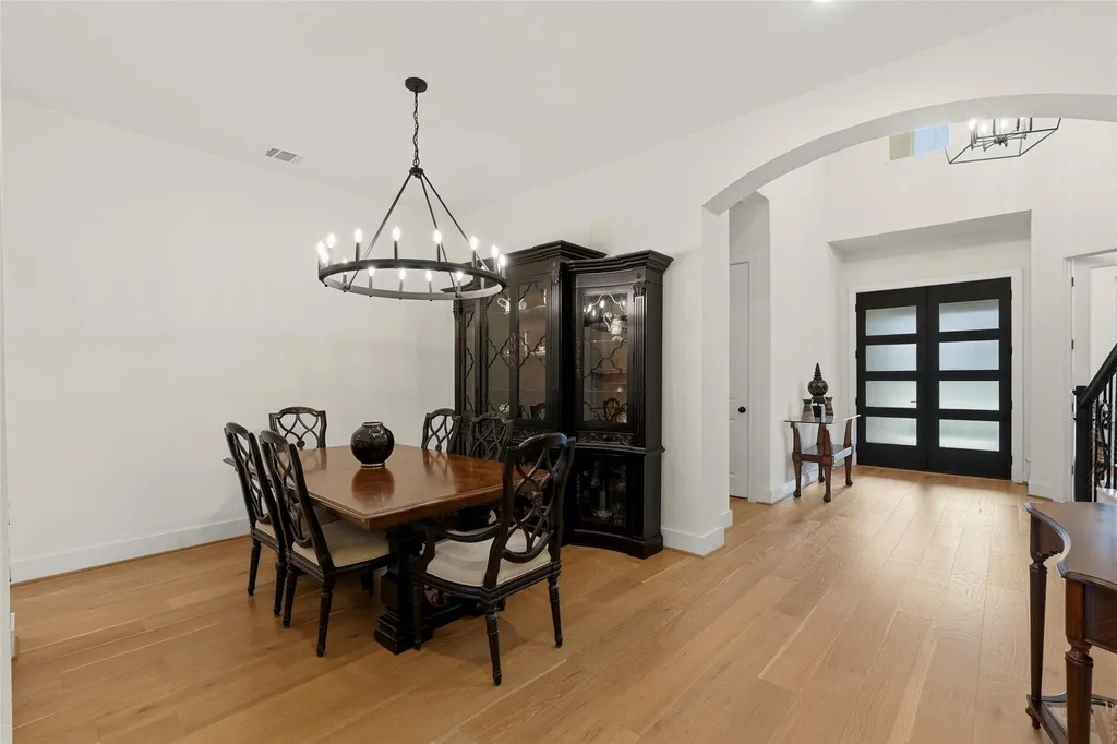 542 Running Bird Road Austin TX 78737