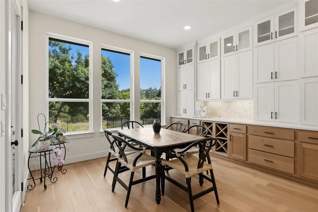 542 Running Bird Road Austin TX 78737