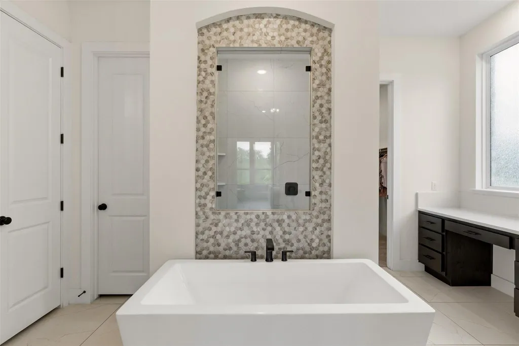 542 Running Bird Road Austin TX 78737