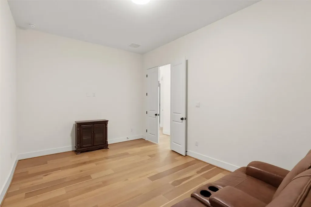 542 Running Bird Road Austin TX 78737