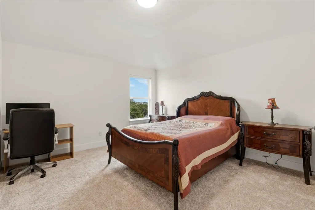 542 Running Bird Road Austin TX 78737