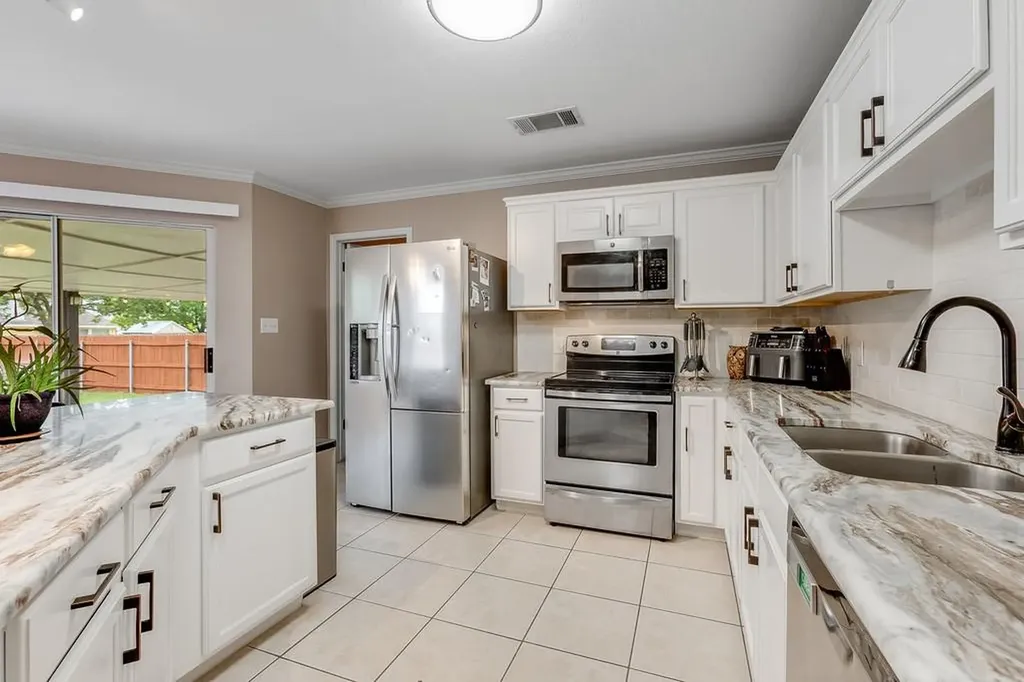 1221 Mason Bend Drive Pflugerville TX 78660