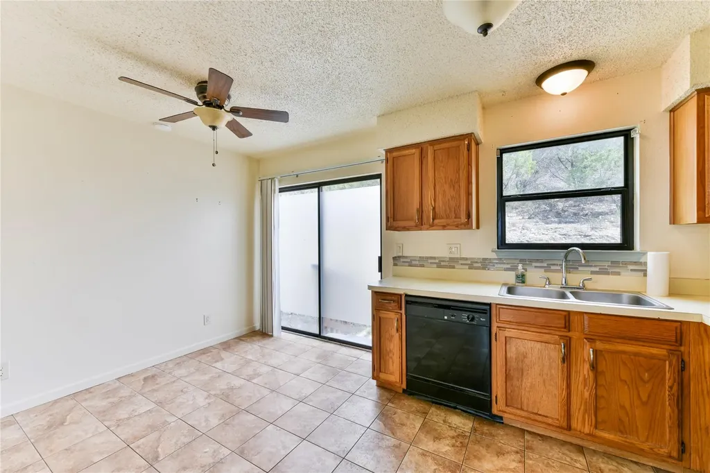21459 Coyote Trail Leander TX 78645