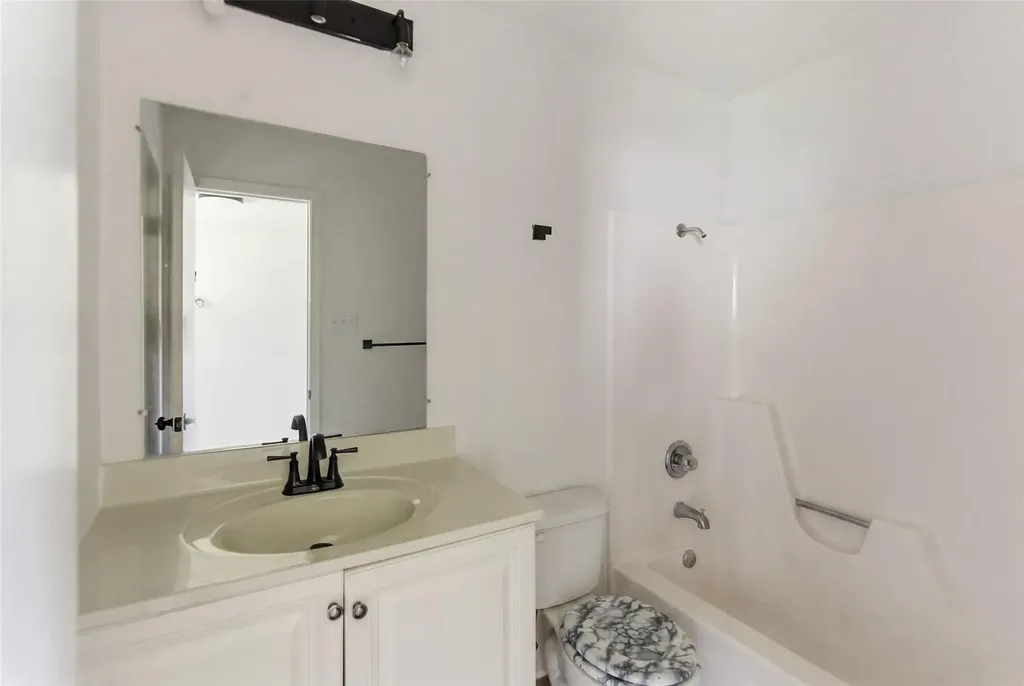 11008 Jordan Lane Austin TX 78758
