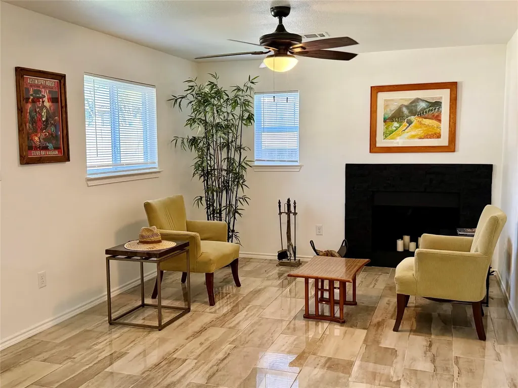 301 Sheraton Avenue Austin TX 78745