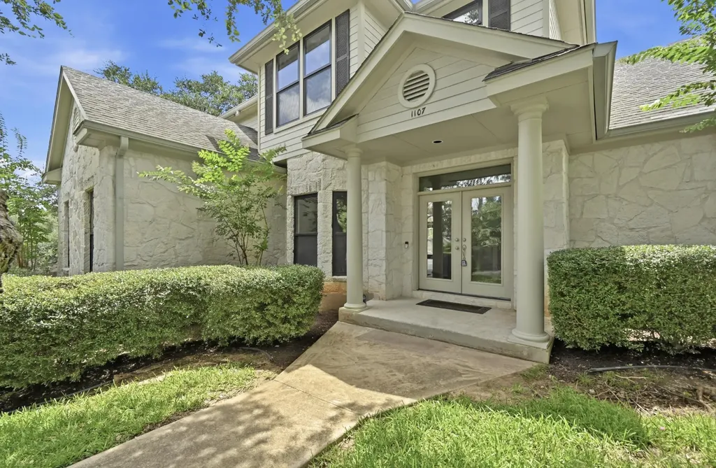 1107 Bowie Road Austin TX 78733
