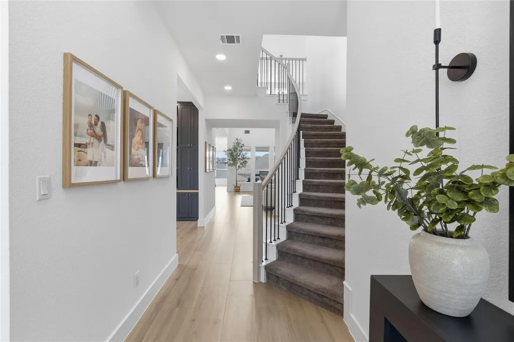 836 Villa Rialto View Leander TX 78641