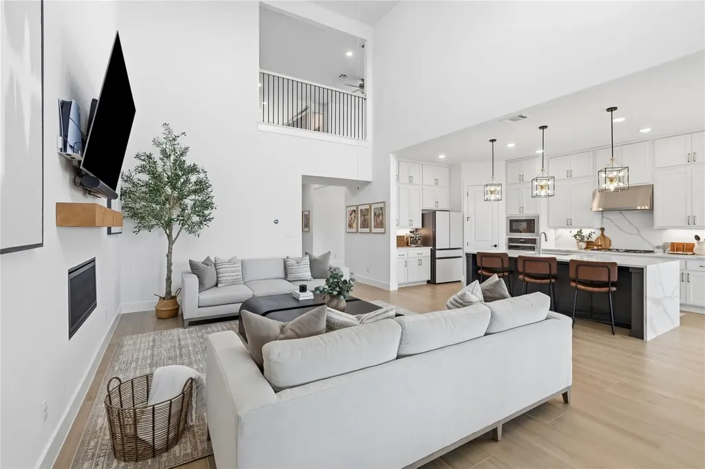 836 Villa Rialto View Leander TX 78641