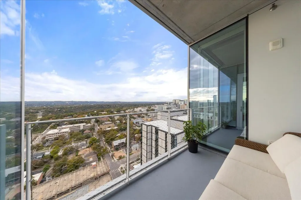 313 W 17th Street Austin TX 78701