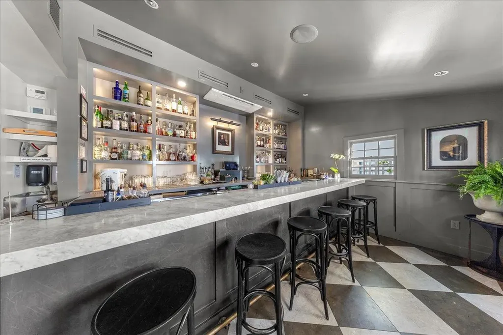 313 W 17th Street Austin TX 78701
