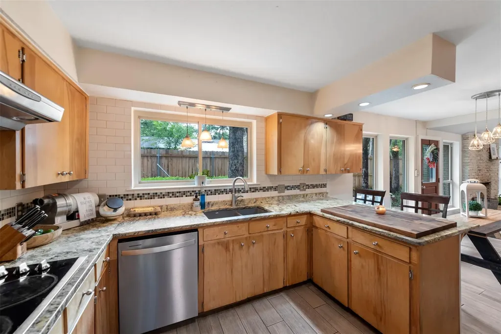 302 S Lake Creek Drive Round Rock TX 78681