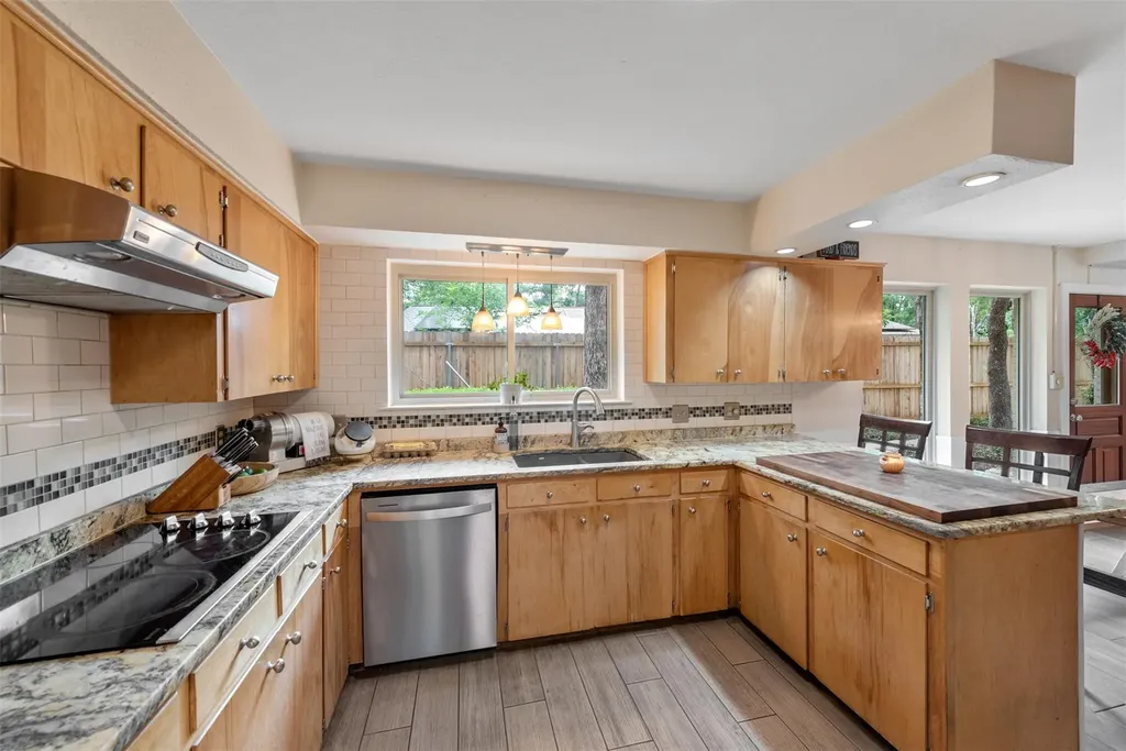 302 S Lake Creek Drive Round Rock TX 78681