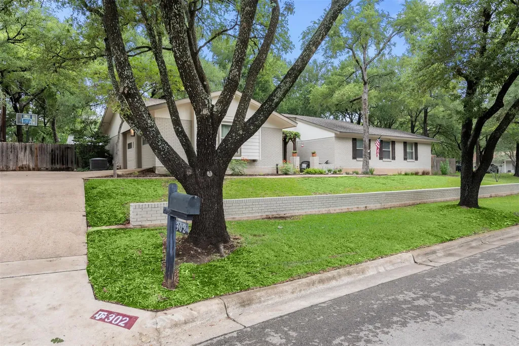302 S Lake Creek Drive Round Rock TX 78681