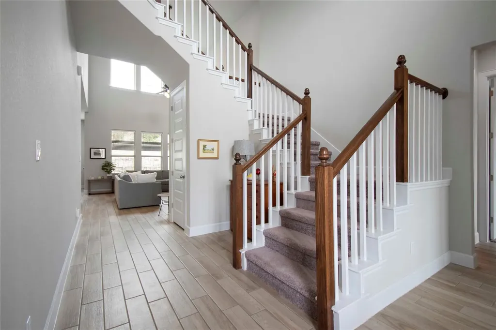 231 Village Oaks Austin TX 78737