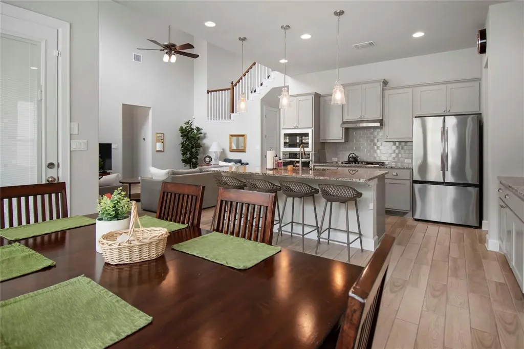 231 Village Oaks Austin TX 78737