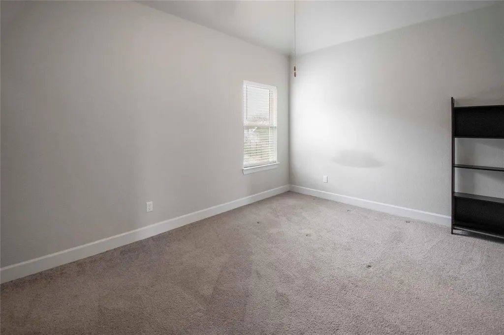 231 Village Oaks Austin TX 78737
