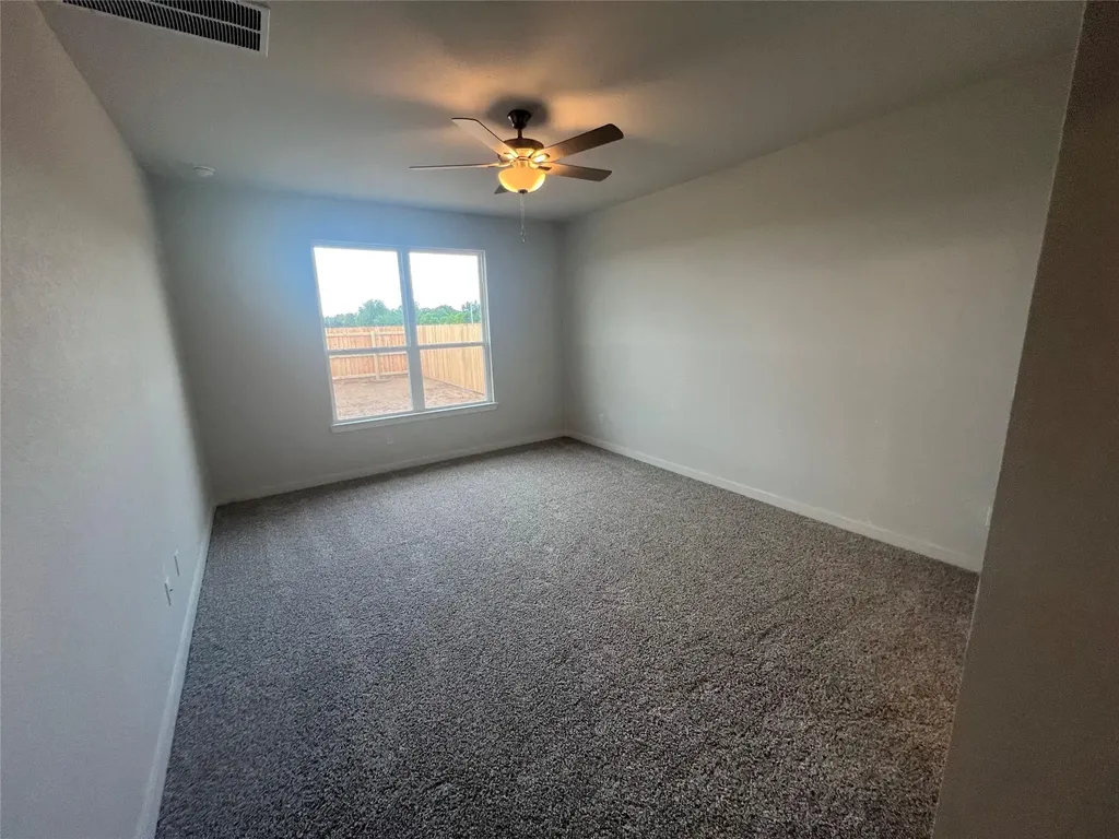 255 Gus Loop Georgetown TX 78626