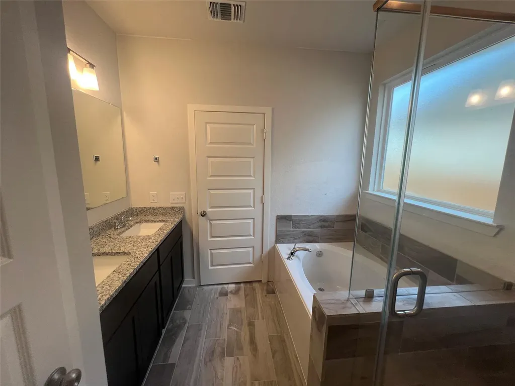 255 Gus Loop Georgetown TX 78626