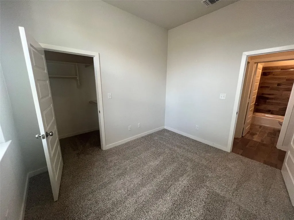 255 Gus Loop Georgetown TX 78626