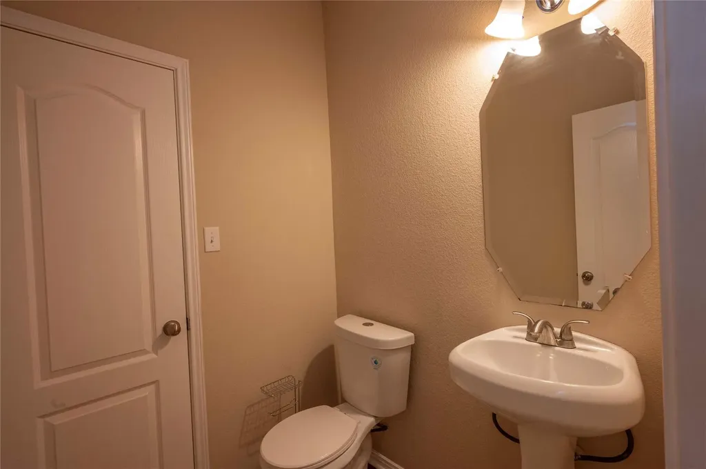 2070 Intrepid Drive Buda TX 78610
