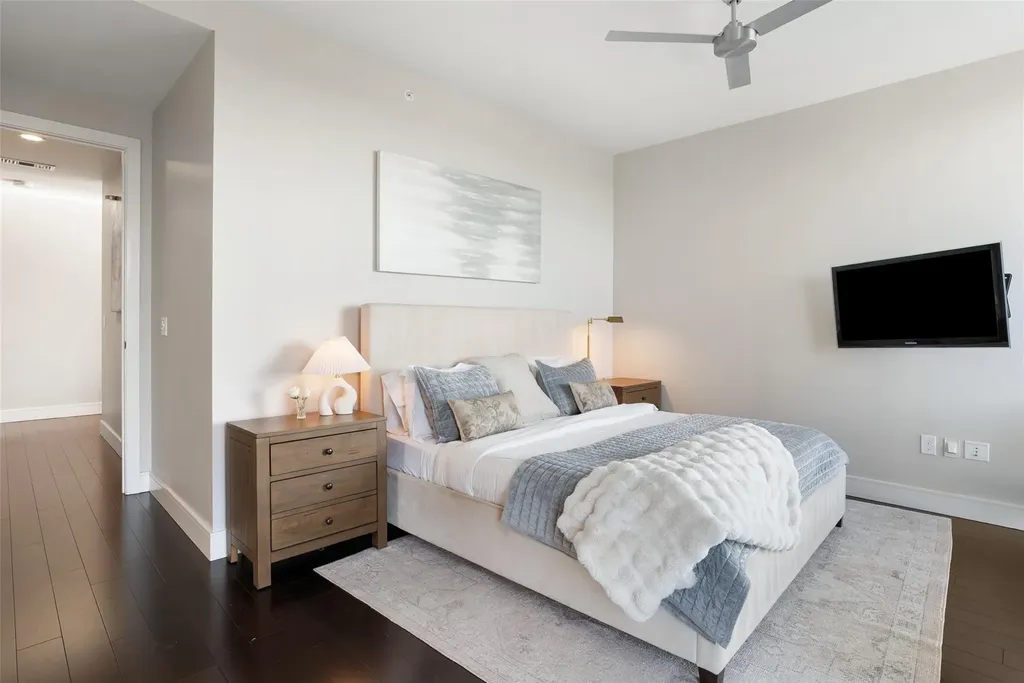 222 West Avenue Austin TX 78701