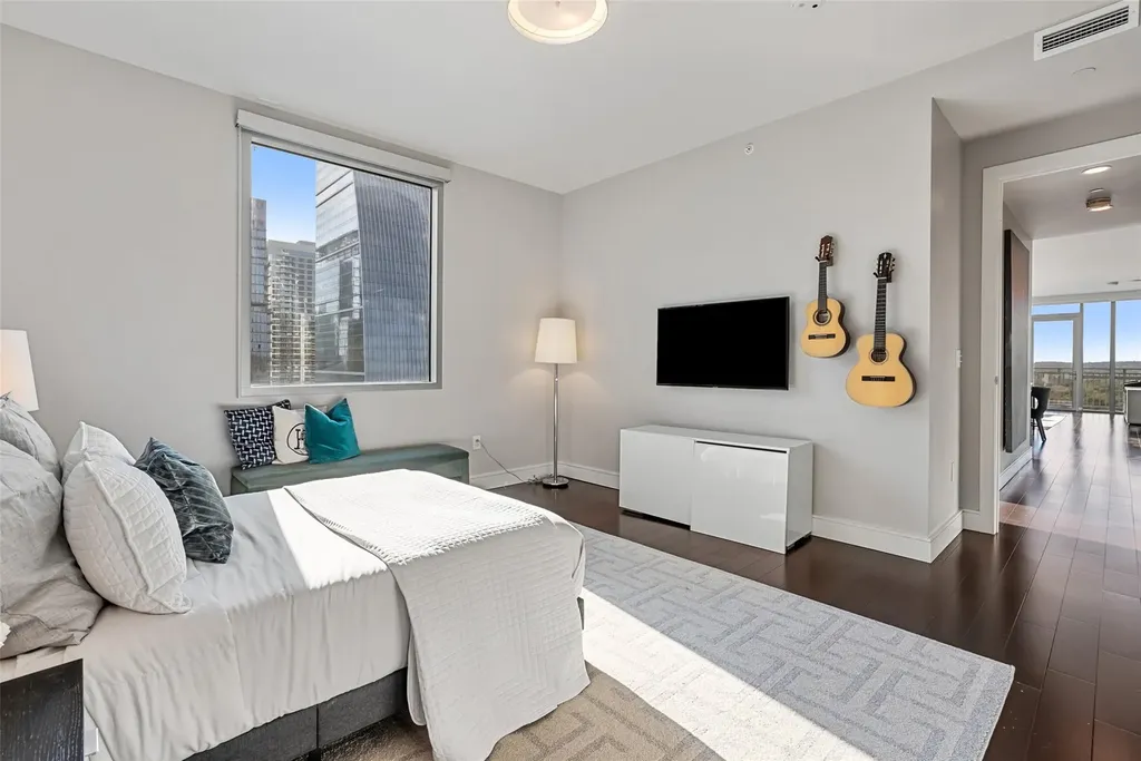 222 West Avenue Austin TX 78701