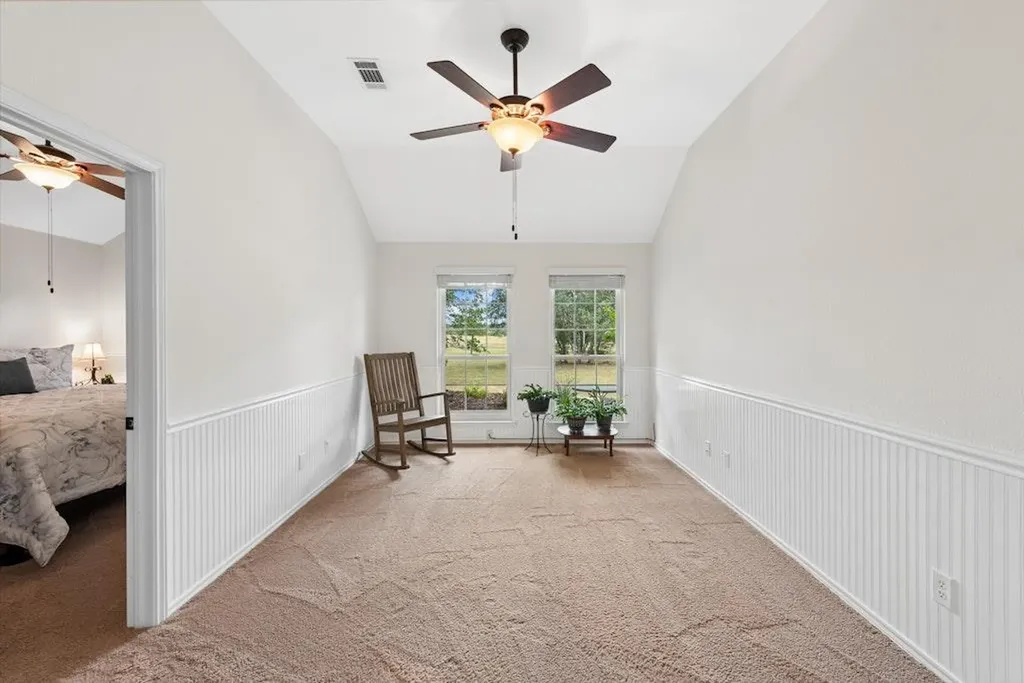 106 Double Horn Trail Spicewood TX 78669