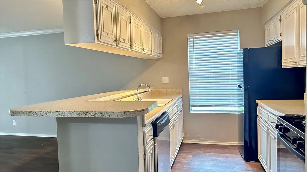 5426 Menchaca Road Austin TX 78745