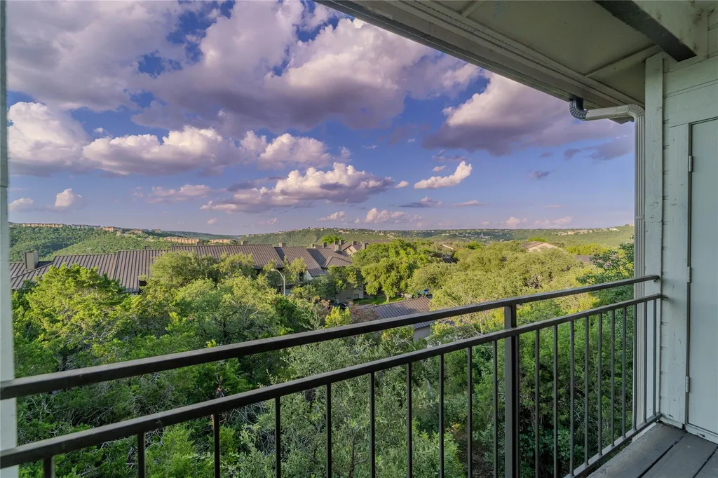 6000 Shepherd Mountain Cove Austin TX 78730
