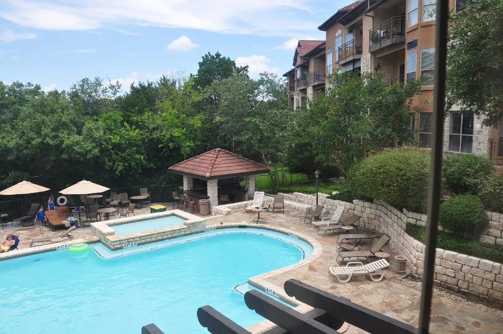 6000 Shepherd Mountain Cove Austin TX 78730
