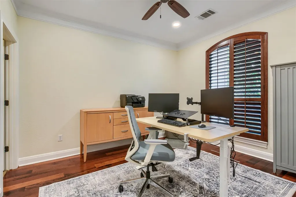 107 Hensley Drive Austin TX 78738