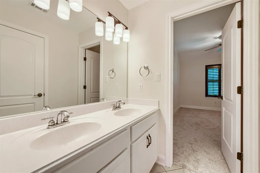 107 Hensley Drive Austin TX 78738
