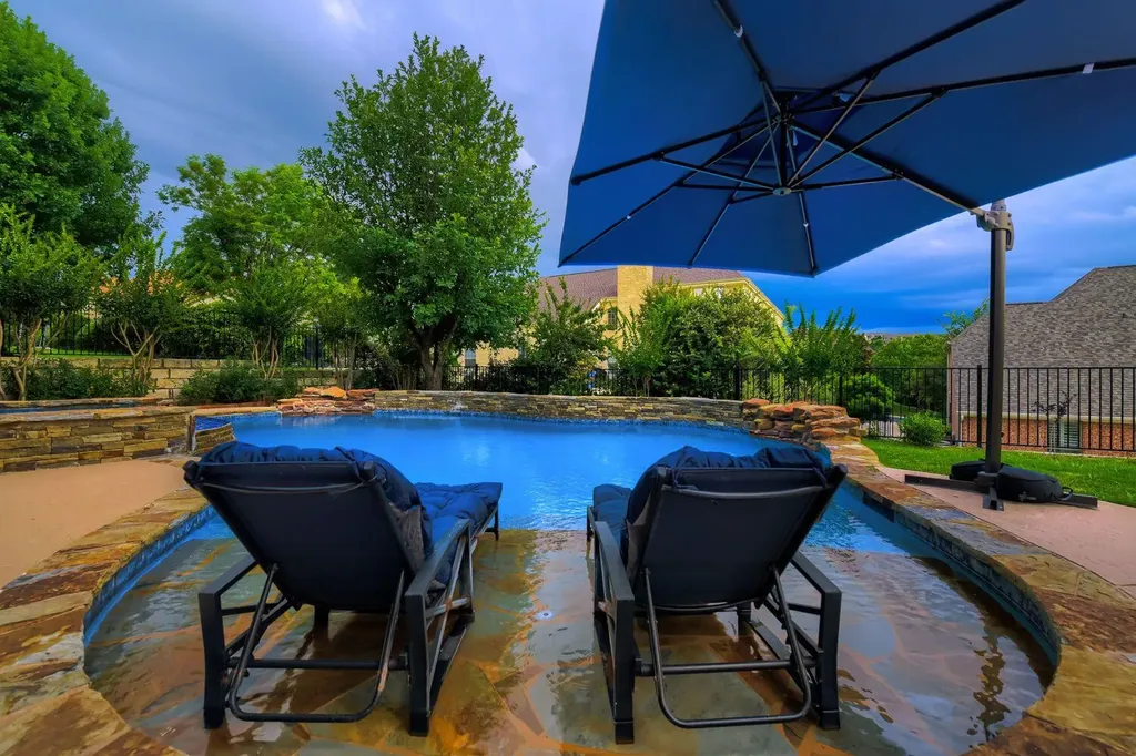 107 Hensley Drive Austin TX 78738