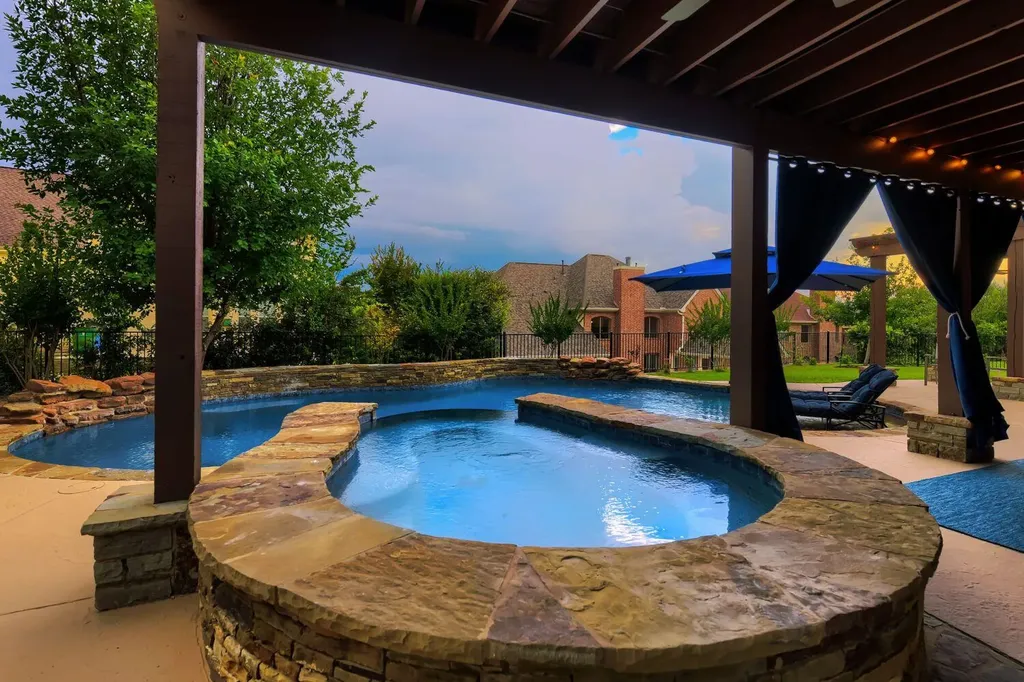 107 Hensley Drive Austin TX 78738