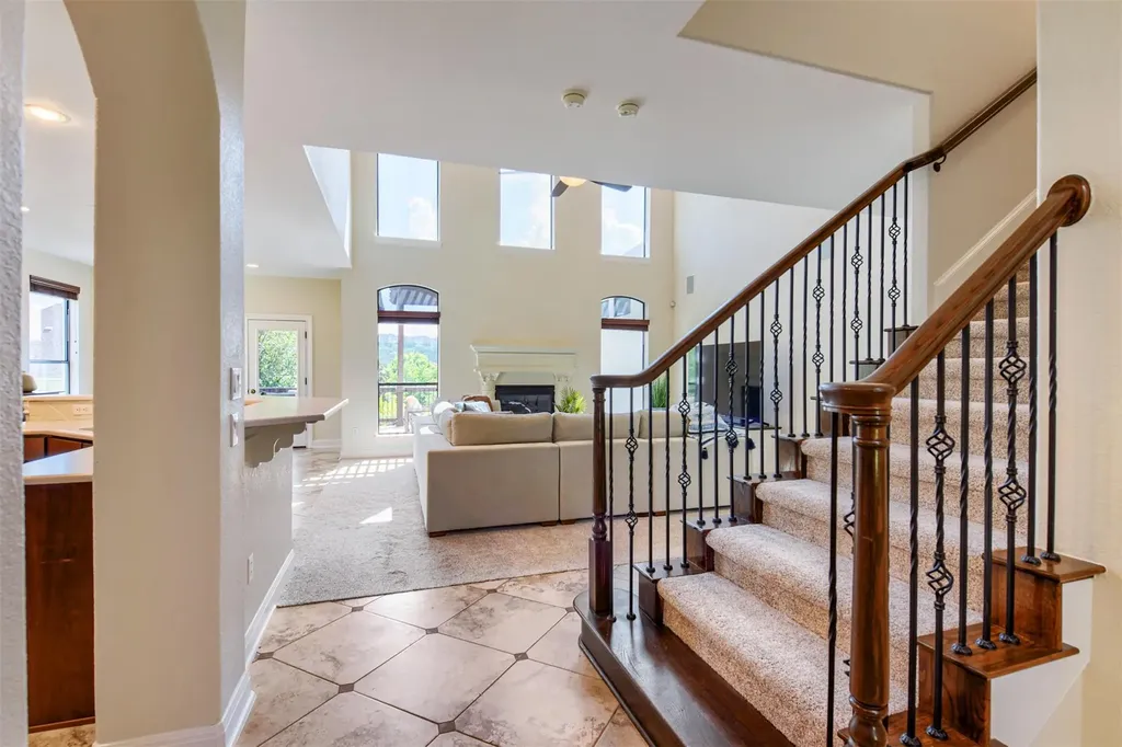 107 Hensley Drive Austin TX 78738
