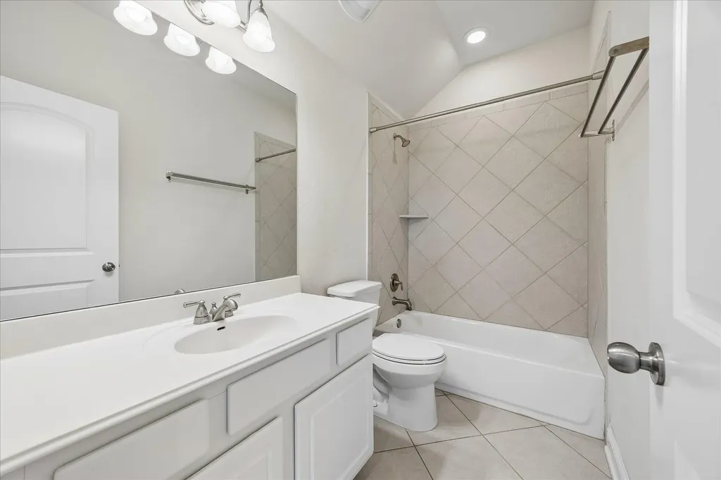 11812 Mira Vista Way Austin TX 78726