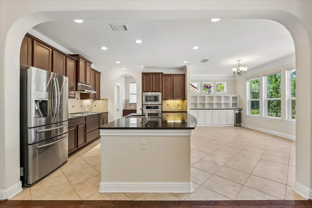 11812 Mira Vista Way Austin TX 78726