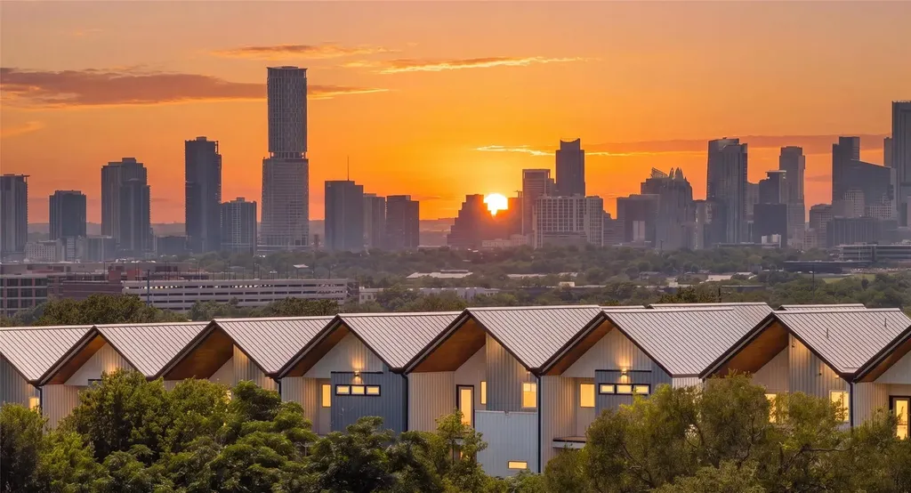 5912 Harold Court Austin TX 78721