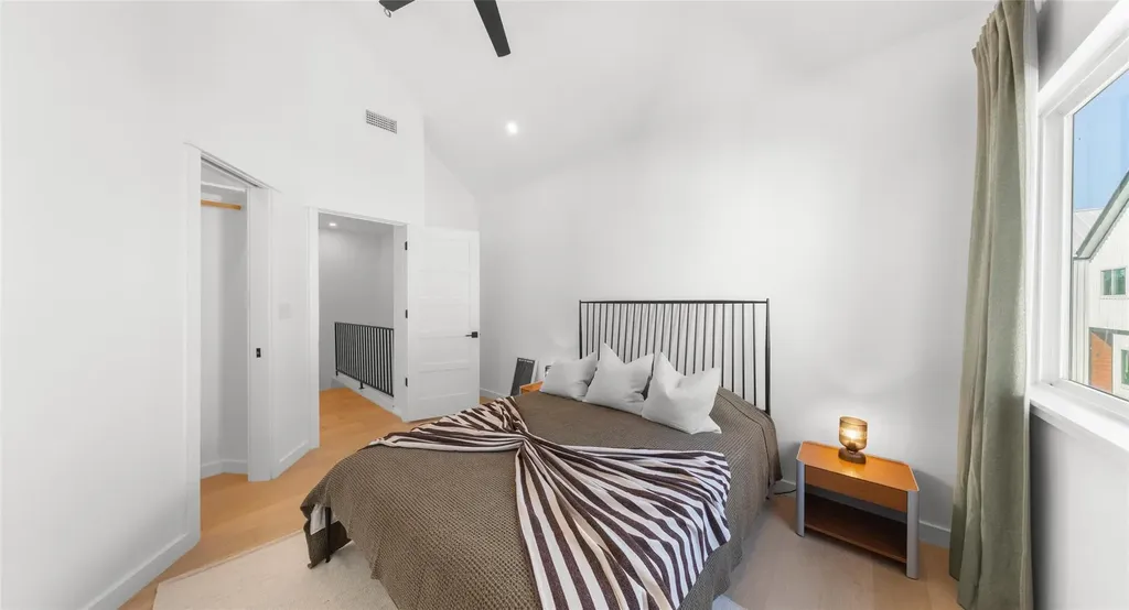 5912 Harold Court Austin TX 78721