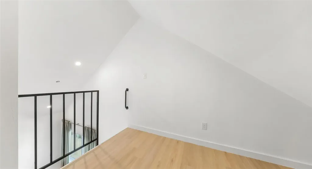 5912 Harold Court Austin TX 78721