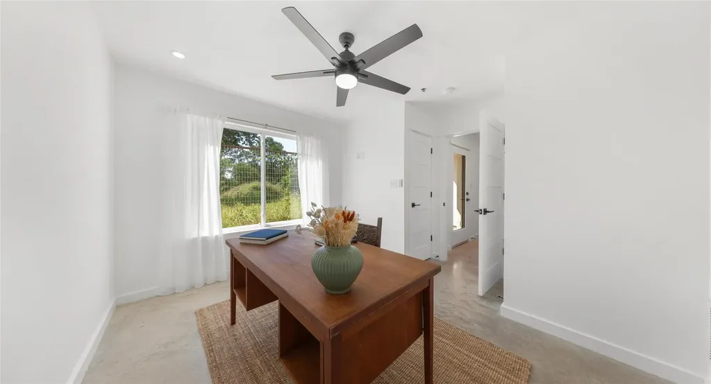 5912 Harold Court Austin TX 78721