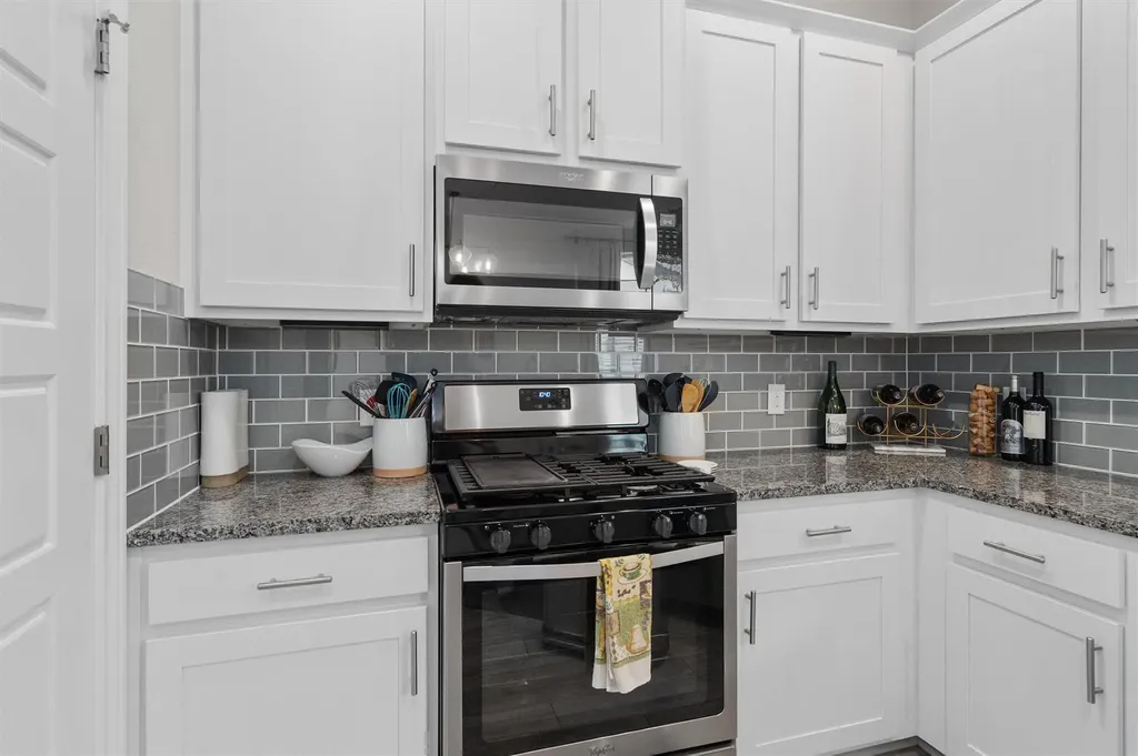 127 Thelonious Drive Austin TX 78745